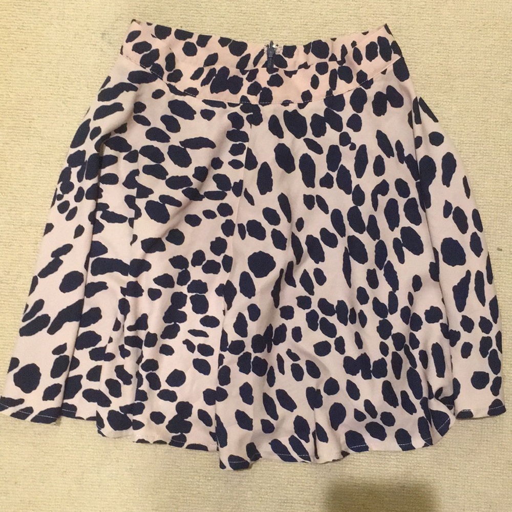 navy and pink flowy skirt